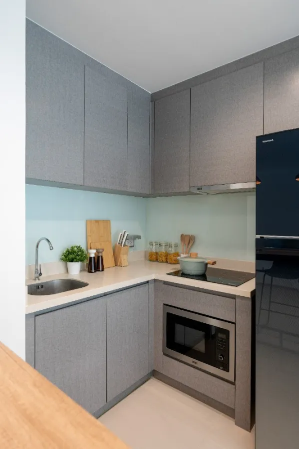 For sale: Rhythm Sukhumvit 36-38, high floor, corner room, city view, beautiful room, fully furnished, ready to move in, reserve now, don't wait.