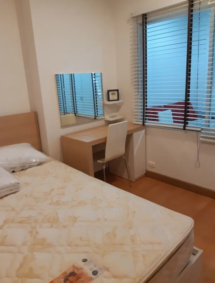 Condo for rent, Life @ Phahon-Ari, fully furnished, just bring your bags and move in. Don't wait.