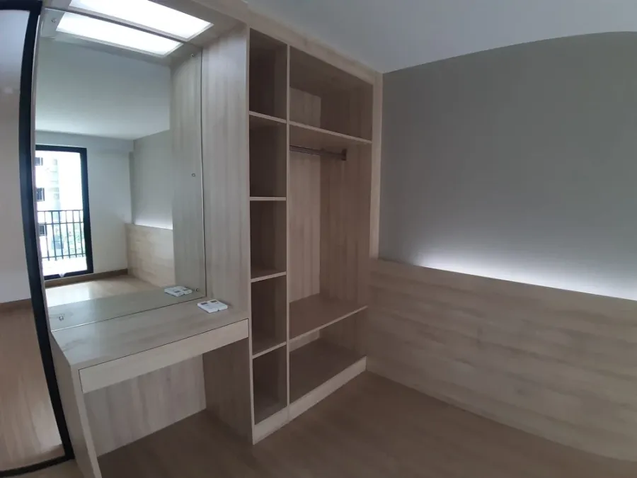 For rent: Level Condominium, spacious room, clean, good atmosphere, not crowded, private, convenient transportation, reserve now.