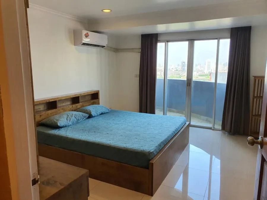 For rent, Witthayu Complex, 2 bedrooms, 2 bathrooms, ready to move in, can raise pets** Convenient transportation, don't wait!!