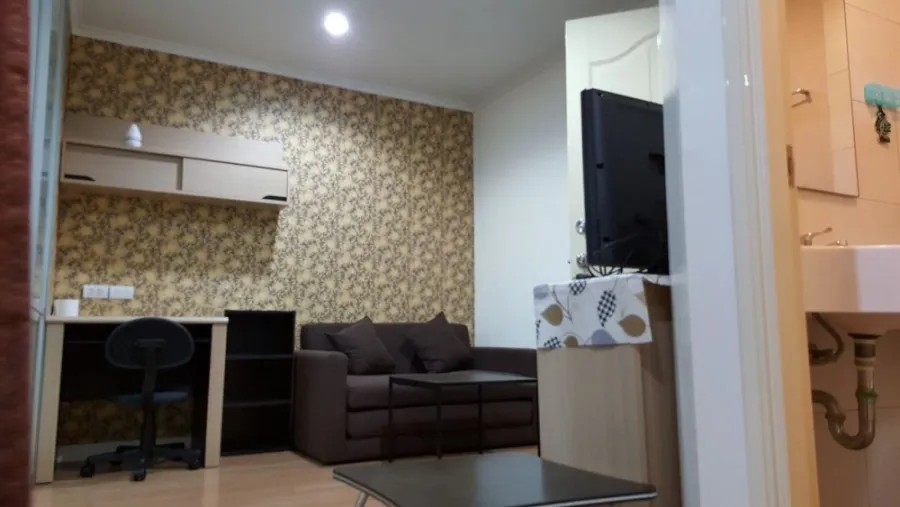 ให้เช่า ลุมพินี วิลล์ ลาดพร้าว-โชคชัย 4 ห้องติด Wall paper อย่างดี เฟอร์เครื่องใช้ไฟฟ้าครบ อย่าพลาด