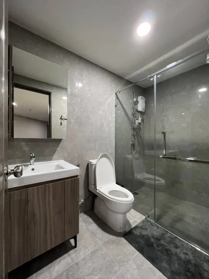 For sale, for rent, Artisan Ratchada, 2 bedrooms, 2 bathrooms, decorated well, very nice to live in, hurry and book now.