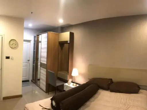 For rent, Supalai Wellington 2, pool view, luxury furniture, very good value. Full function, carry the bag, ready.