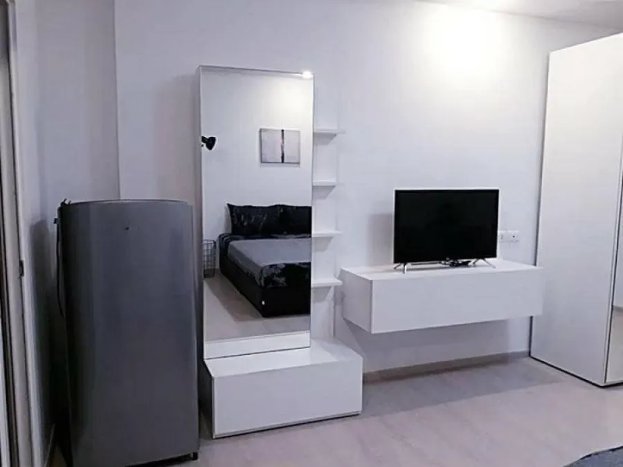 ให้เช่า ​Happy Condo​ รัชดา​ 18 ชั้น 5 พร้อมเฟอร์นิเจอร์และเครื่องใช้ไฟฟ้าครบครัน จองเลย