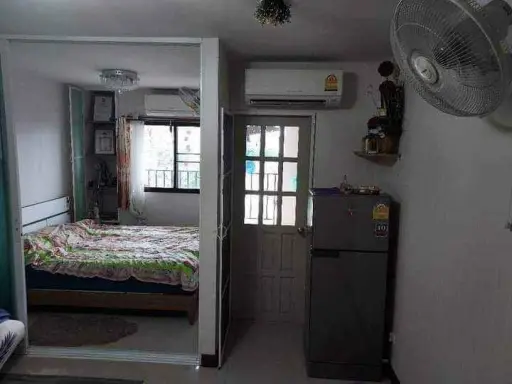 For sale: Country Ville Resort Condominium, fully furnished, 1 bedroom, 1 bathroom, ready to move in, reserve now!