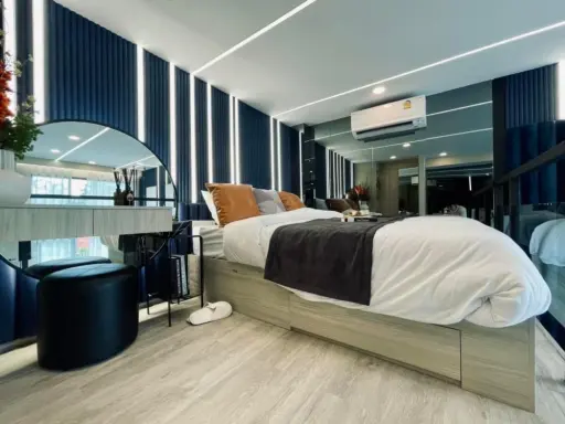 ขายดาวน์ คอนโด ดิ ออริจิ้น สุขุมวิท-สายลวด E22 Station 1 bed room Duo space เพดานสูง 4.2 เมตร รีบจอง