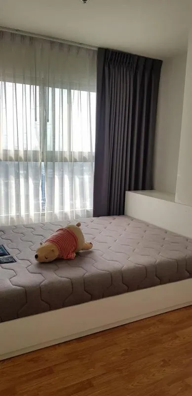 For rent, The Trust Condo Ngamwongwan, corner room, beautiful decoration, full furniture, complete with electrical appliances, do not hesitate to reserve