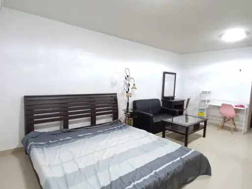 For rent: Regent Home 1, Phahonyothin 67, open view, airy, comfortable, furnished. If interested, reserve now, hurry. ​
