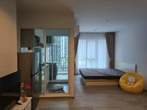 ให้เช่า Regent Home Bangna ห้องน่าอยู่ ทำเลดี มาพร้อมโซฟาตัวใหญ่น่านั่ง เห็นวิวสวน ห้ามพลาด images