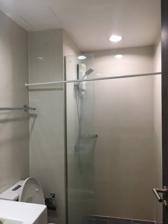 ให้เช่า Modiz ลาดพร้าว 18 ชั้น 4 ตกแต่งครบ พร้อมเข้าอยู่ มีเครื่องซักผ้าด้วยน้า ไม่จองแล้วจะเสียใจ