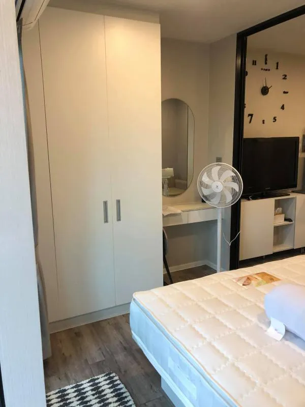 For rent, Atmoz Chaengwattana, Building B, 3rd floor, complete electrical appliances. Beautifully dressed and ready. Not booking is a big mistake.