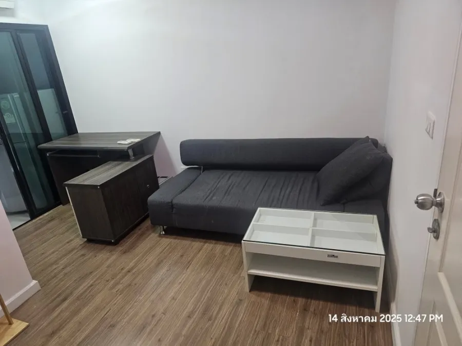 For rent: I Condo Salaya, 2nd floor, Building C, with good wallpaper and complete electrical appliances. Reserve now!