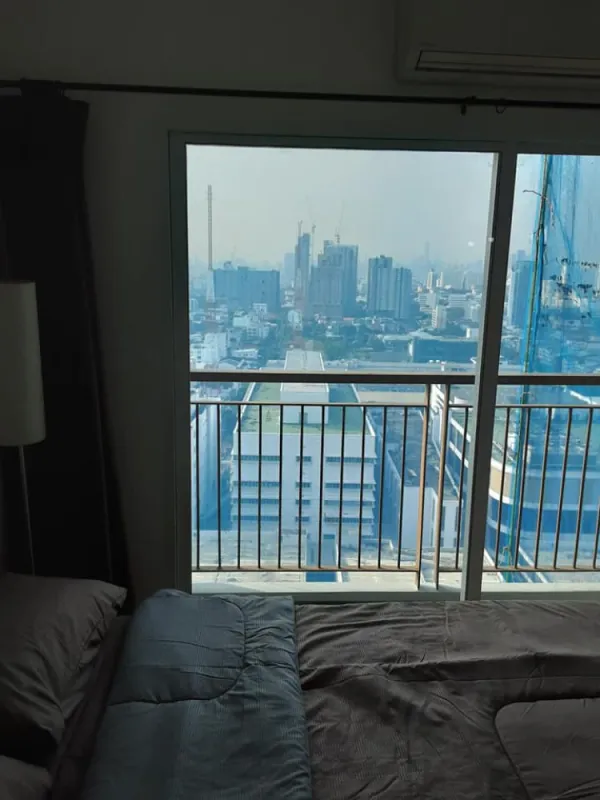 ขาย ให้เช่า Sym Vipa – Ladprao เตียงนอนพร้อมเครื่องนอนอย่างดี มาพร้อมโฟซาหนังน่านั่งสุดๆ