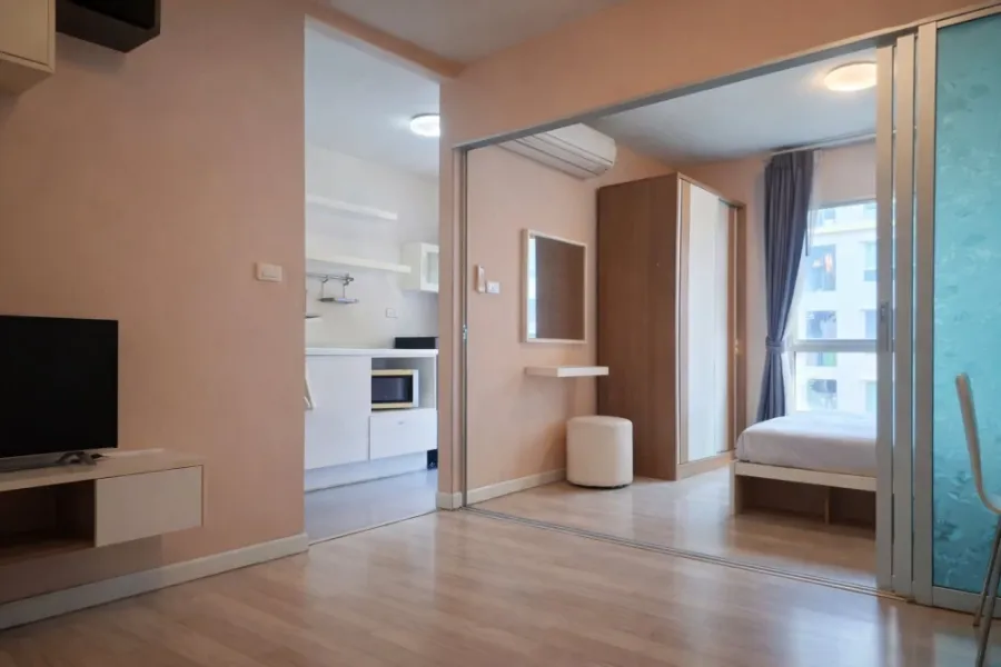 ขาย Plum Condo Laemchabang 1 ห้องนอน 1 ห้องน้ำ เฟอร์ครบครัน วิวสระว่ายน้ำ เดินทางสะดวก จองด่วน