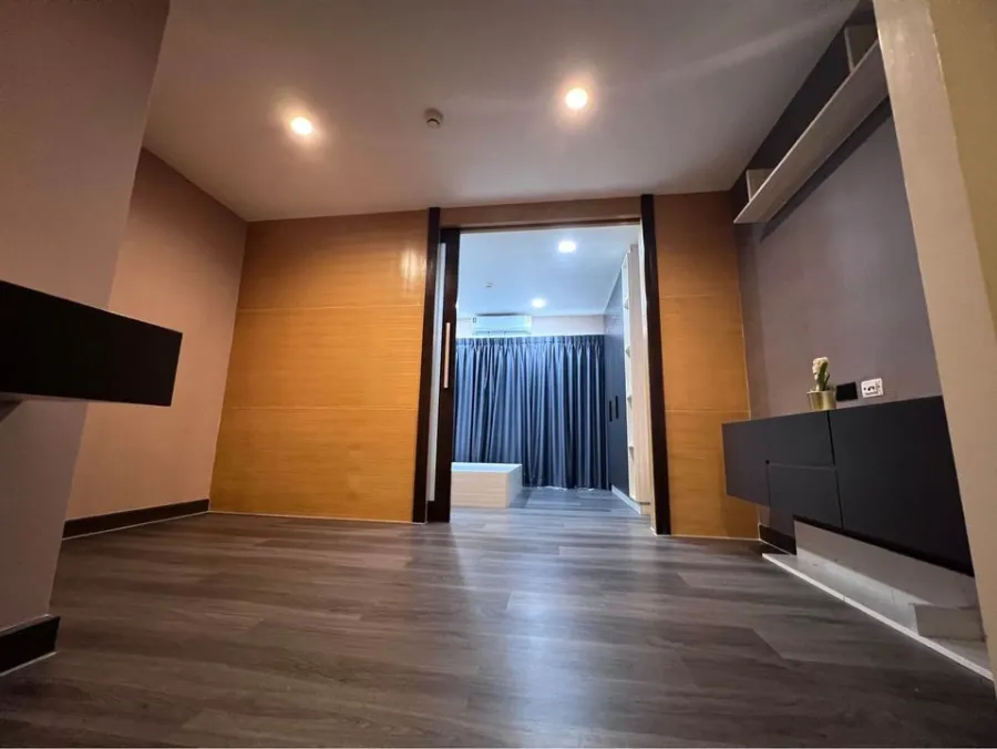 For rent: The Green Condo 2, 7th floor, fully furnished, nice room, low price, not booking is a big mistake.