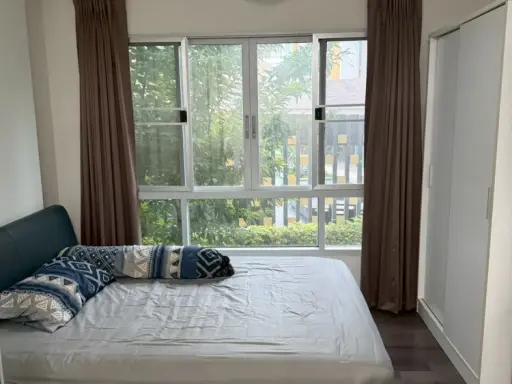 For rent: D Condo Campus Resort Bangsean, nice room, 2nd floor, good location, fully furnished, convenient transportation, reserve now.