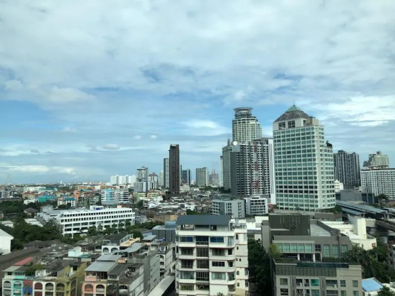 ให้เช่า ด่วน!! คอนโด ไลฟ์ แอท สุขุมวิท 65 ทำเลดี เดินทางสะดวก ใกล้แหล่งช็อปปิ้ง อย่าช้ารีบจองเลย!!