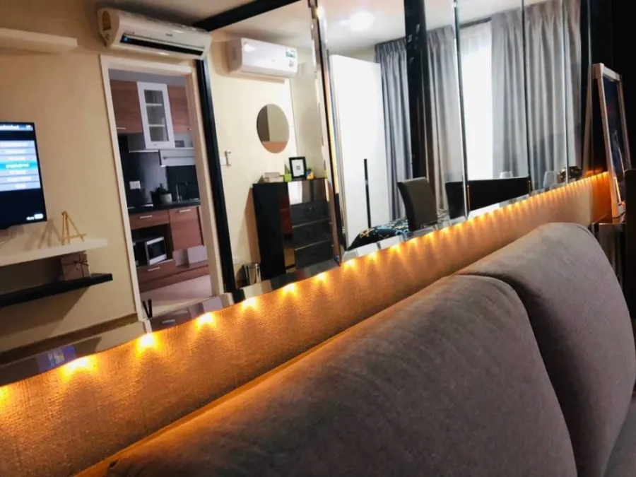 For rent, Plum Condo Phahon 89, fully furnished and decorated, ready to move in. Room in the shade all day, not exposed to the sun, book now.