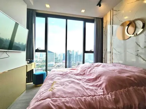ขาย One 9 Five ชั้นสูง วิวโล่ง ตกแต่งสไตล์ LUXURY โซฟาสั่งทำอย่างดี สวยหรู ดูดีขนาดนี้ ห้ามพลาด