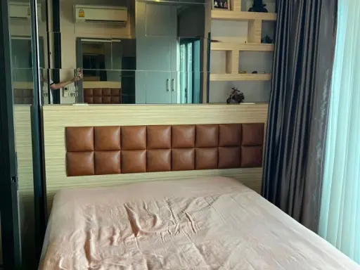 Selling a lovely unit at The Tree RIO Bang-Aor Station. It features high-quality built-in furniture and stunning Chao Phraya River views. Book now! images