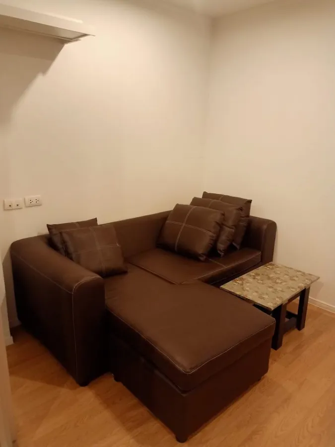 For rent, Lumpini Place Srinakarin-Huamark Station, a separate room. Complete electrical appliances. Hurry up to reserve.