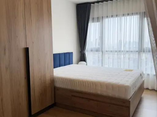 The Line Vibe condo for rent. Fully furnished with all amenities. Just bring your belongings and move in! Don't miss out! images