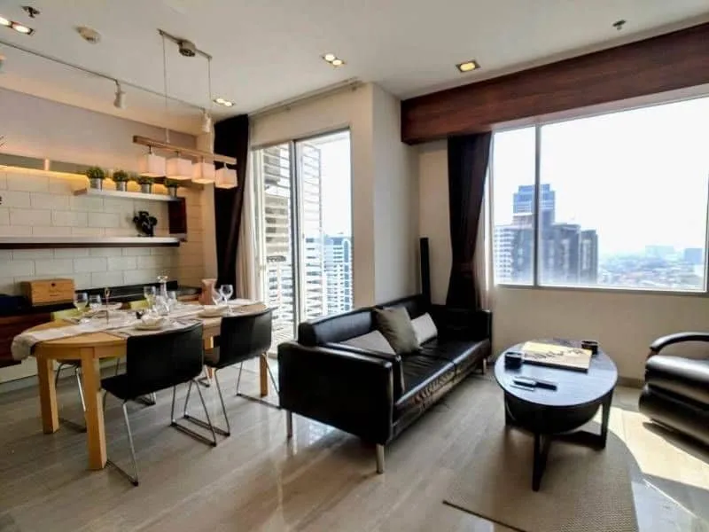 ให้เช่า วิลล่า สาทร 2ห้องนอน 3ห้องน้ำ 105 ตรม. ตกแต่งภายในห้องสวยงามหรูหรามาก อย่าช้า รีบย้ายเลย