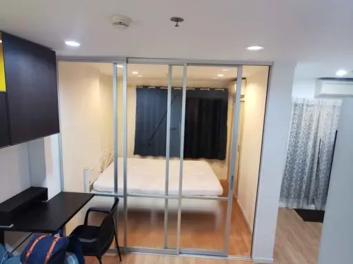 For rent, Lumpini Place Srinakarin-Hua Mak Station, good view, no blocking buildings, fully furnished, hurry and reserve before it slips away.