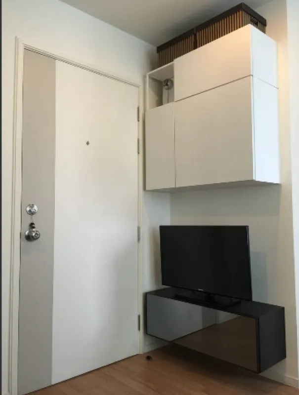Urgent sale !! Lumpini Ville Ramkhamhaeng Condo 60/2, no cheaper than this. Fully furnished