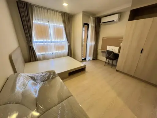 ให้เช่า dcondo shine rangsit ชั้น 3 ห้องแต่งครบ หิ้วกระเป๋าเข้าอยู่ได้ทันที สนใจรีบจองเลย อย่ารอช้า