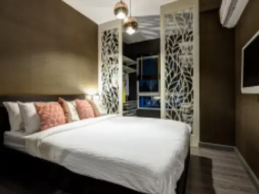 Condo for rent, Supalai River Resort, modern style room, but looks warm, very pleasant, you will regret it.