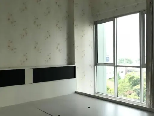 The Key Chaengwattana for sale. fully furnished ready to move in The room is in the north. Beautiful wallpaper. Book now.
