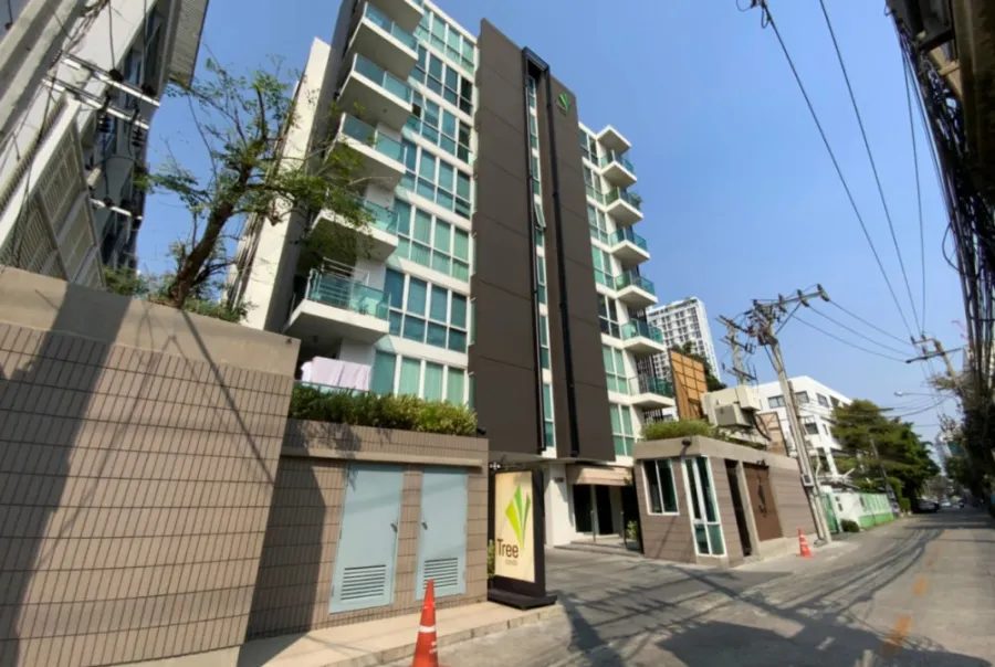 ขาย ทรี คอนโด เอกมัย (สุขุมวิท 40) 1 ห้องนอน บิ้วอินเฟอร์นิเจอร์ครบ พร้อมหิ้วกระเป๋าเข้าอยู่ได้เลย
