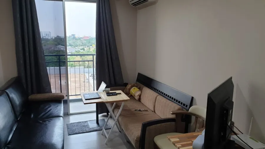 Condo for sale: Metro Luxe Kaset, 8th floor, top, north side, balcony doesn't hit anyone, wide garden view, buy now, don't wait.