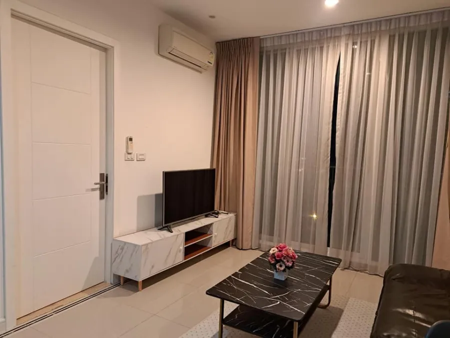 Sell or rent T.C. Green, corner room, very good view, fully furnished with electrical appliances You can carry your bag.