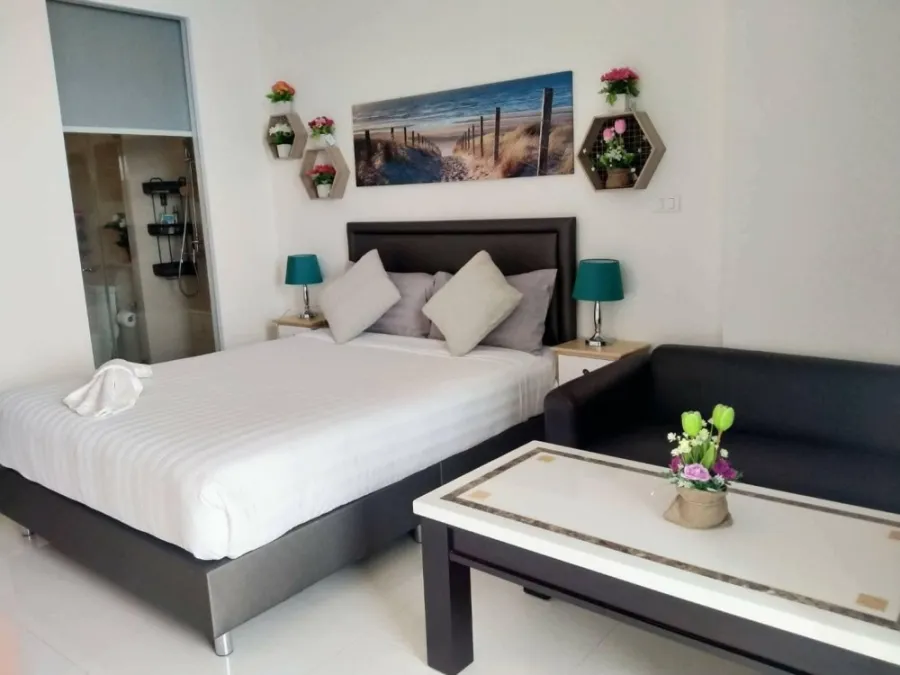 ขาย ให้เช่า THE RIVIERA WONG AMAT BEACH ห้อง STUDIO วิวสระว่ายน้ำ ตกแต่งพร้อมอยู่ ห้ามพลาด