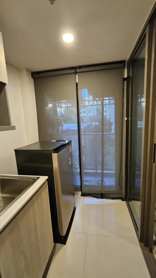 For rent, Feel Phahon 34, 4th floor, garden view, spacious room, electrical appliances and furniture, ready to move in. If interested, reserve now.
