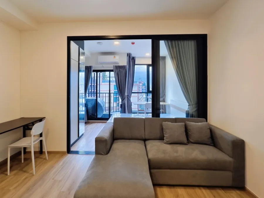 Condo for rent: The Stage Mindscape Ratchada - Huai Khwang. Beautiful, well-maintained unit, ready to move in. Book now!!
