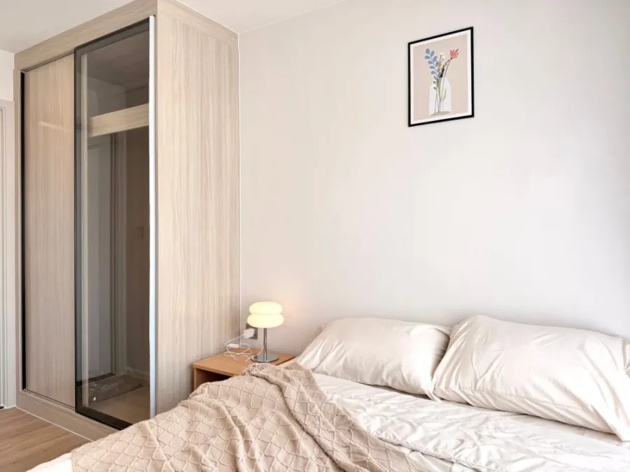 Rent Atmoz Flow Minburi, fully furnished with top-quality appliances. Book now, don't wait!
