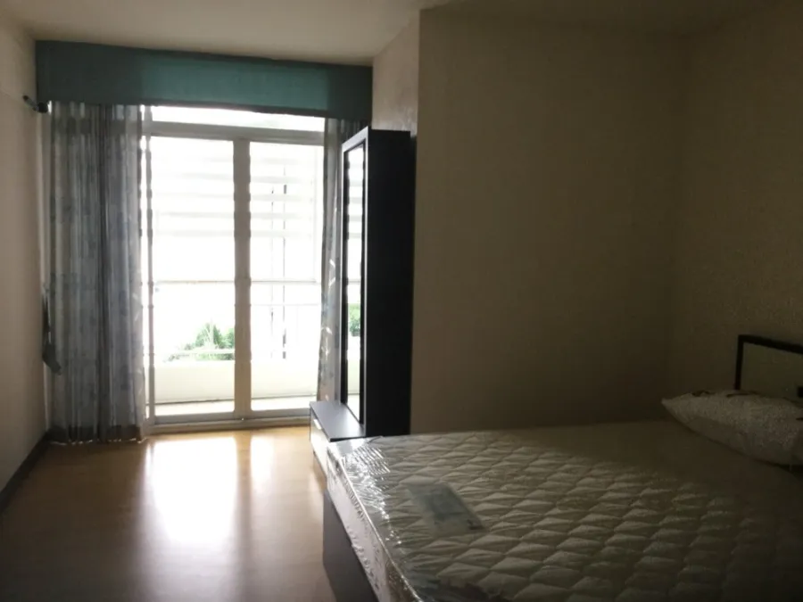 Condo for sale, The Star Ngamwongwan, 1 bedroom, 1 bathroom, furniture + electrical appliances very spacious room Must reserve