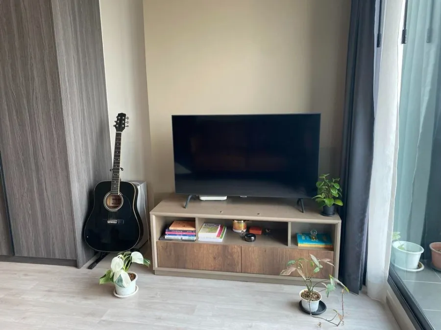 For sale Ideo Ratchada-Sutthisan, 18th floor, very beautiful view, fully furnished, good price, you must reserve now.