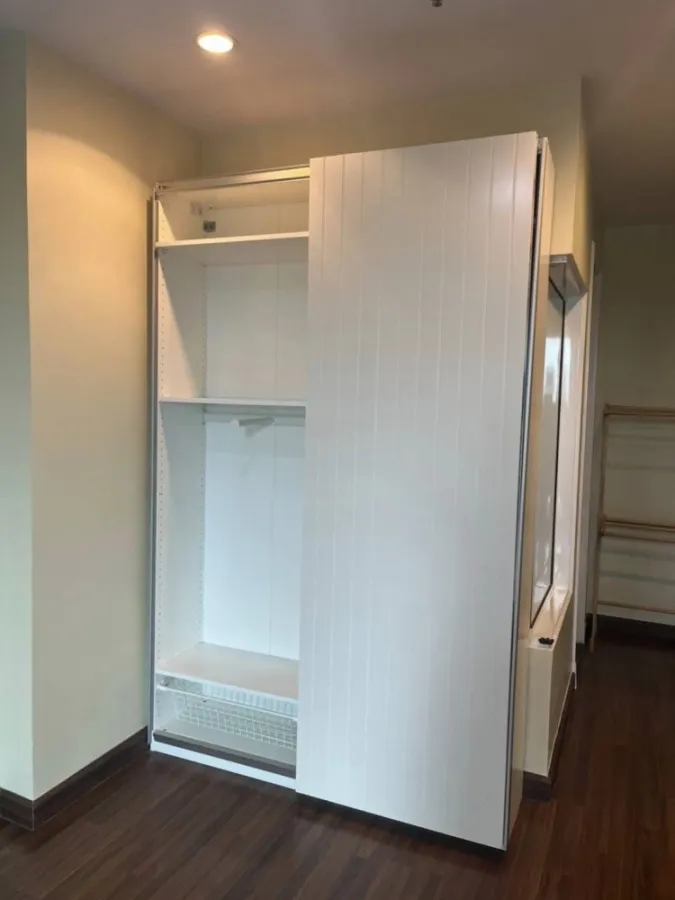 Condo for sale, Supalai Premier Asoke, spacious room. There is a usable area. Let me tell you, you mustn't miss it.