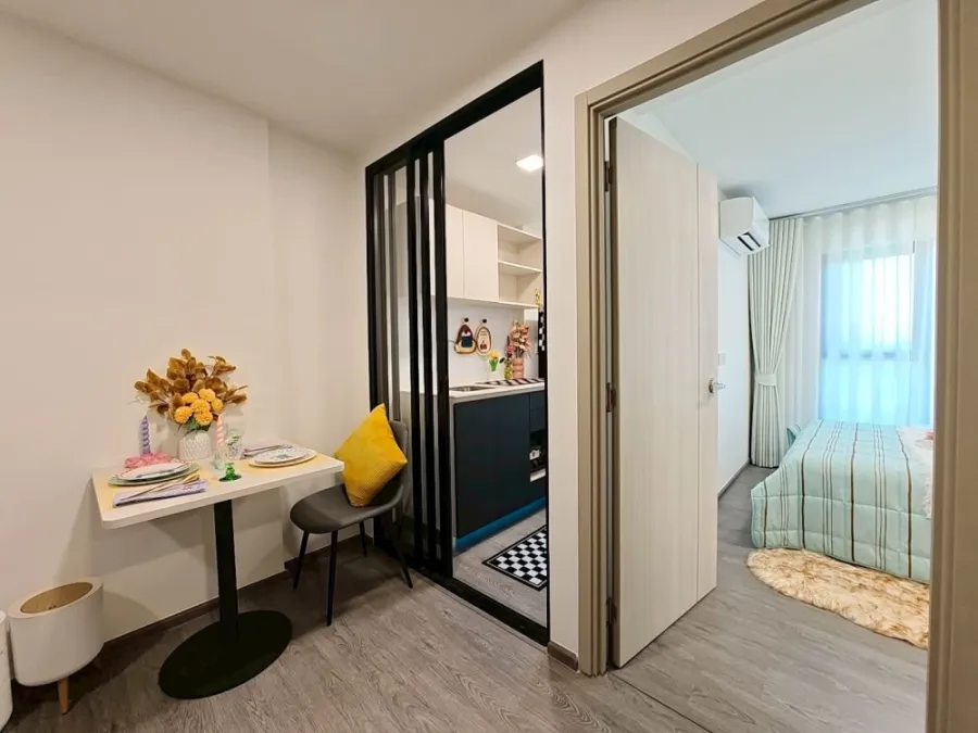 ให้เช่าคอนโดใหม่แกะกล่อง ฟังก์ชัน 1 Bed Extra ตึก D ชั้น 7 วิวสระสวยจัดเต็ม ใกล้ ม.ธรรมศาสตร์ รังสิต | ✨ Kave Wonderland (เคฟ วันเดอร์แลนด์)