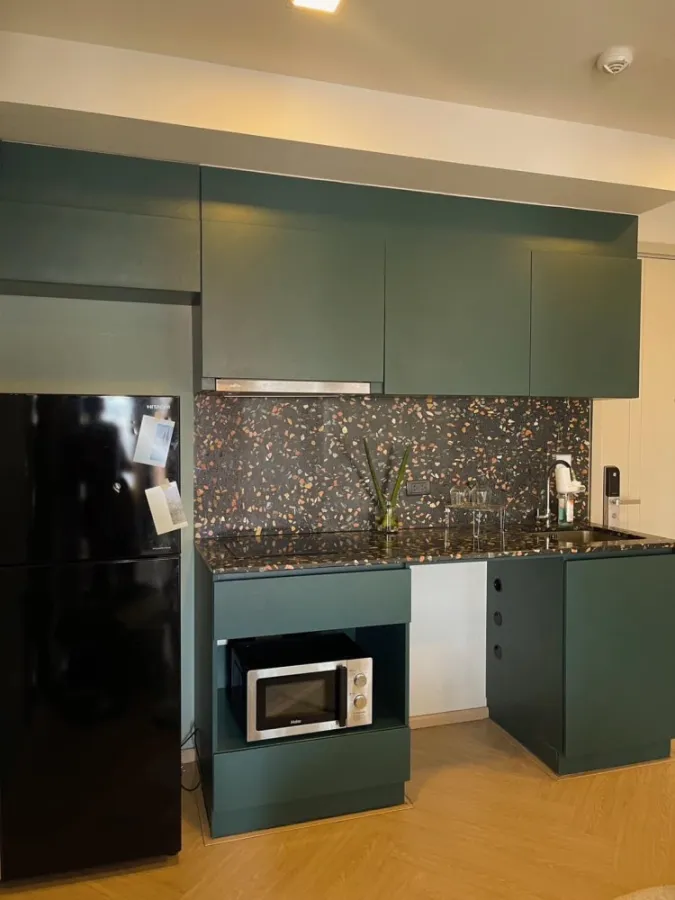 Condo for rent, the base, Sukhumvit 50, nice decorated room The atmosphere is very quiet, very private, good view, book now.
