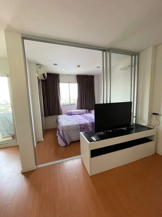 For rent, Lumpini Condo Town Ramintra-Lat Pla Khao, 7th floor, garden view, room ready to move in, low price, book now.