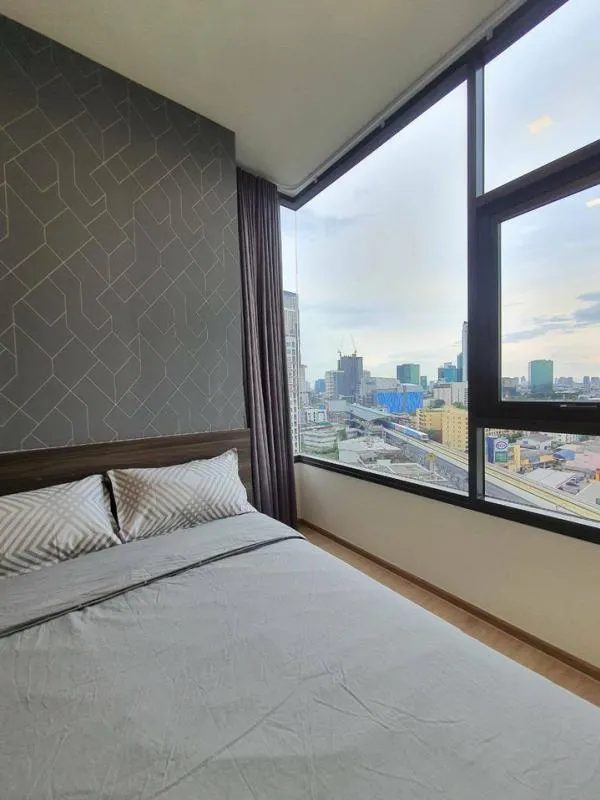 มาแล้วจร้า ห้องใหม่ป้ายแดง ห้องมุมส่วนตัวสุดๆ ห้องสวยมั๊กๆ พร้อมเฟอร์ครบ เช่าเซ็นทริค รัชโยธิน