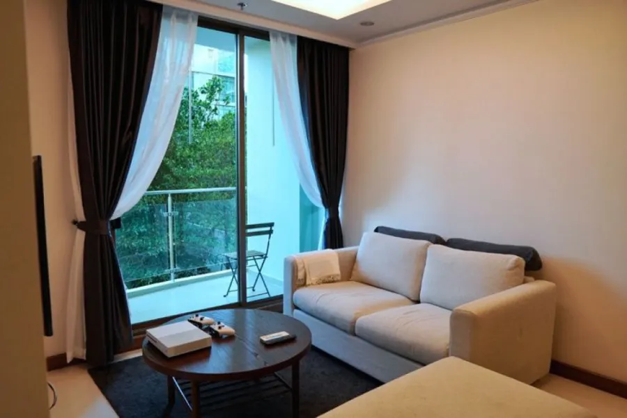 For rent!! Supalai Oriental Condo, Sukhumvit 39, 2nd floor, Building A, beautiful room, fully furnished, ready to move in, don't miss it!!