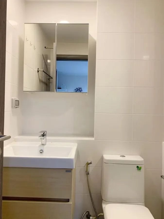 For sale, for rent!! Condo Metrolux Phaholyothin-Sutthisan, fully furnished, city view, private, hurry to book now!!