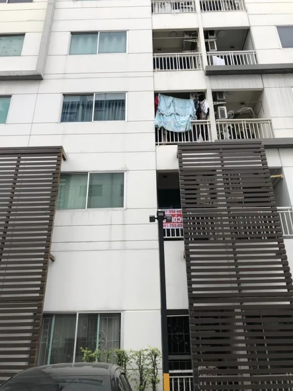 ขาย คอนโด สมาร์ท วัชรพล ชั้น 2 ไม่สูง ห้องกว้าง เป็นสัดส่วน พร้อมเฟอร์ครบครัน ราคาดี รีบจองเลย