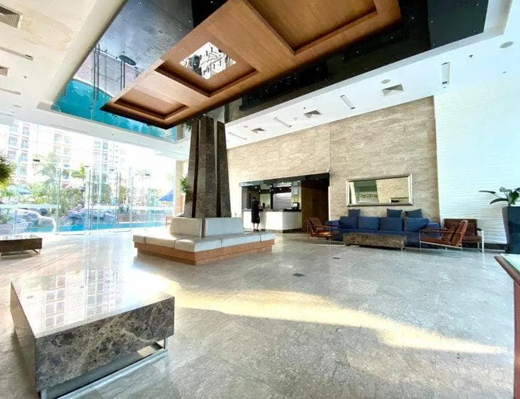 For sale: The Cliff (South Pattaya), studio room, quiet, pool and sea view. You can own it.